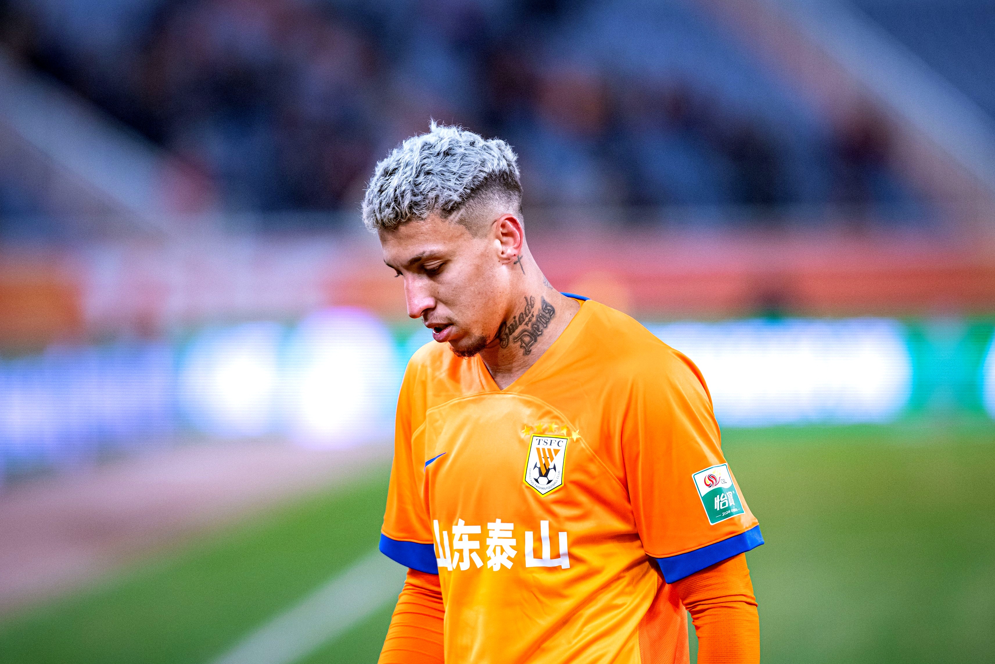 南宫体育-风云突变山东泰山赛后豪取连胜；中超版图或变；话题不断；赛程密集仍需轮换的简单介绍