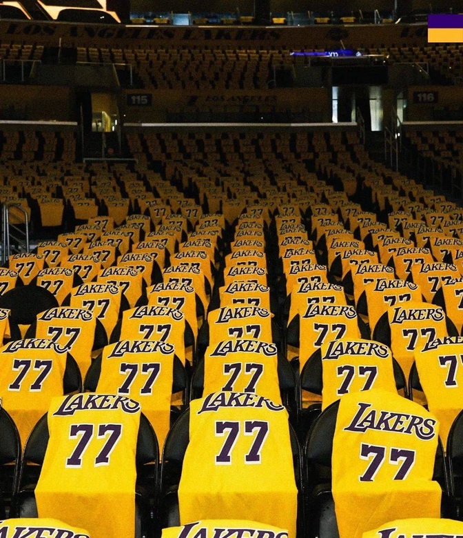 南宫体育-包含蒂姆新星出色防守表现惊艳，拜仁未来可期！的词条