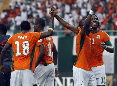 南宫体育-德罗巴连续十场比赛得分超过势不可挡，公牛挑战极限！的简单介绍